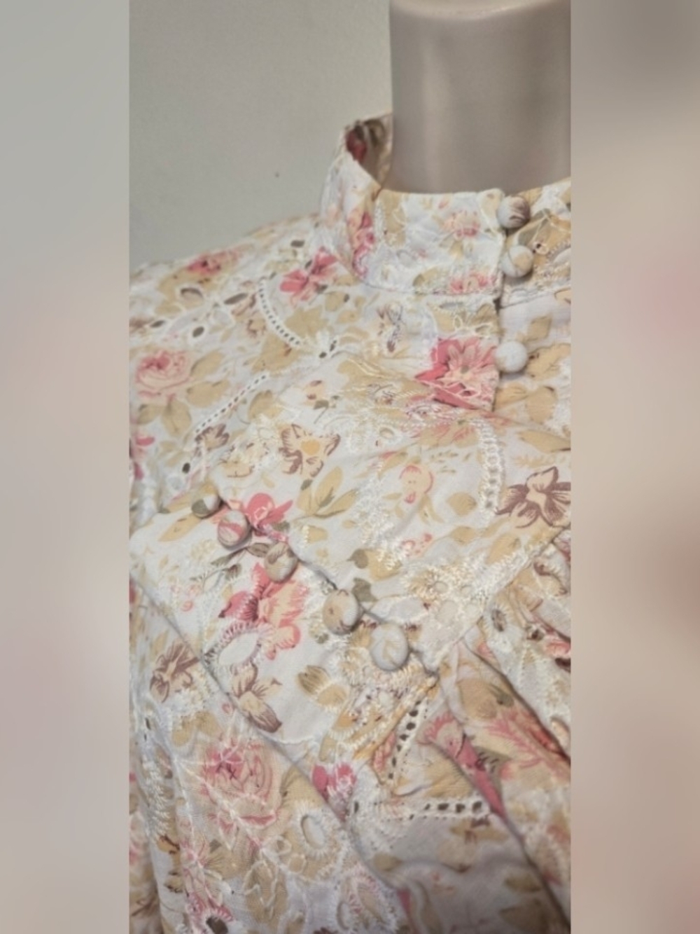 NWT Bardot Hendry Floral Eyelet Button-Down Top - Vintage Floral XL - Picture 5 of 6